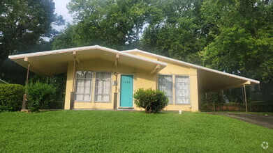 Building Photo - 2248 Norwood Dr NW