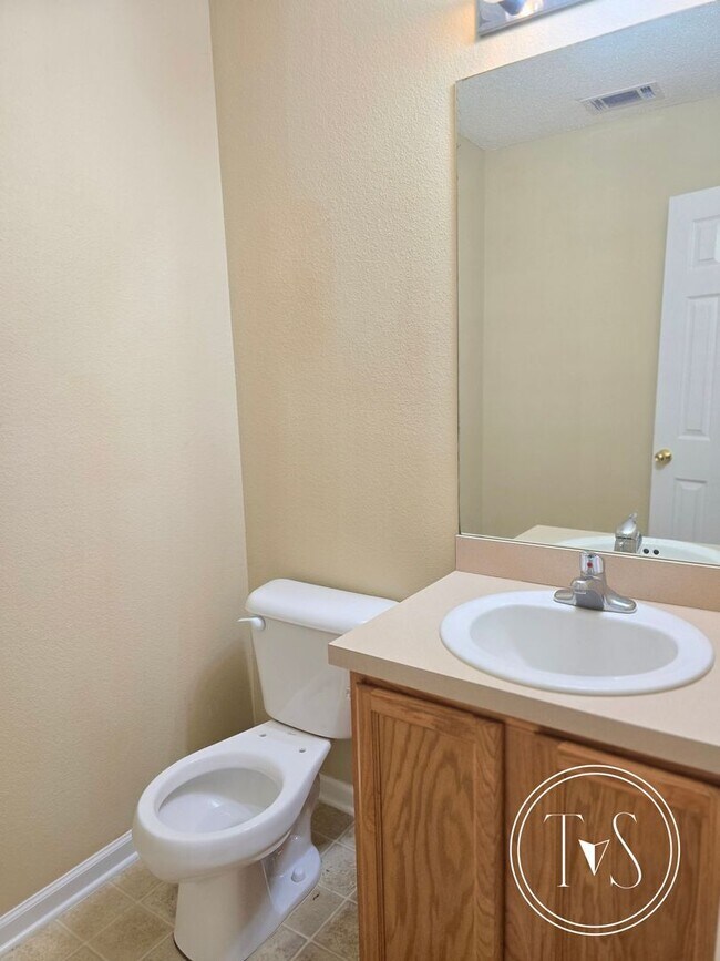 Building Photo - 139 Wax Myrtle Ct