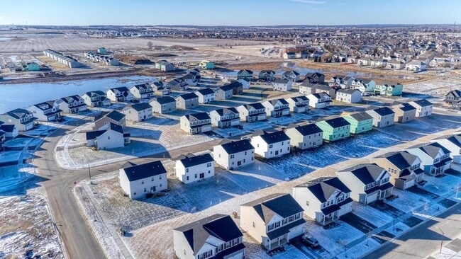 Building Photo - 454 Bower Ln