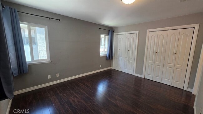 Building Photo - 17 Blackbird Ln