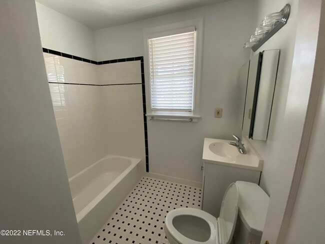 Building Photo - 1271 Belmont Terrace