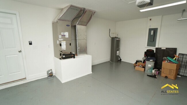 Building Photo - 17029 SW 30th Avenue Rd