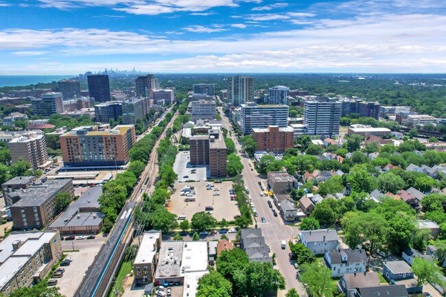 Building Photo - 919 Foster St