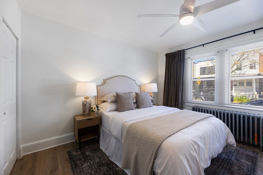 Building Photo - 1500 Ridge Pl SE