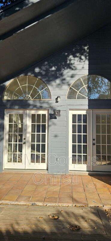 Building Photo - 7625 Stony Brook Dr