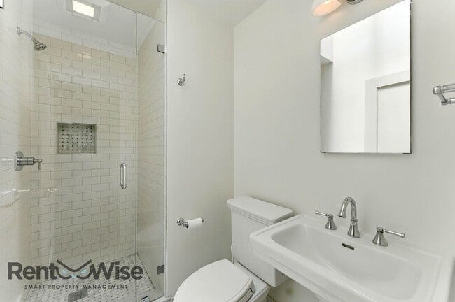Building Photo - 61 Marview Way
