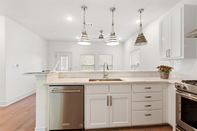 Building Photo - 2105 Tiger Trail