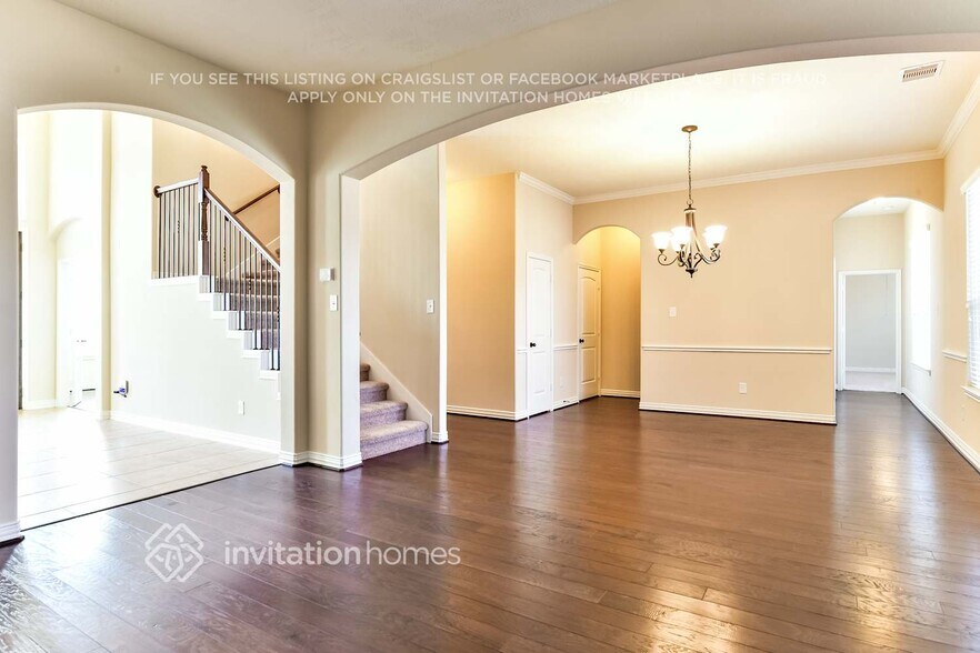 Building Photo - 30727 Academy Trace Dr