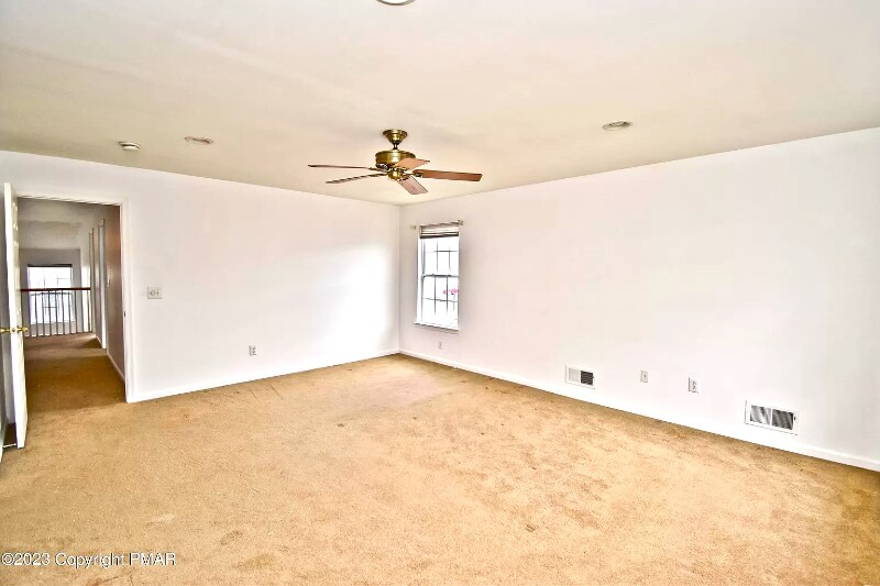 Building Photo - 106 Bethpage Terrace