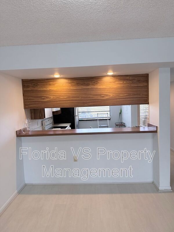 Building Photo - 3511 Village Blvd