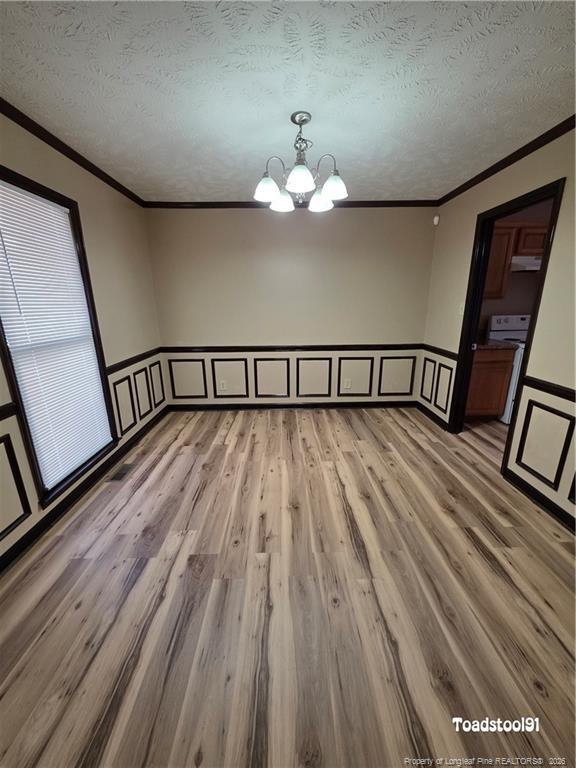 Building Photo - 513 Roundtree Dr