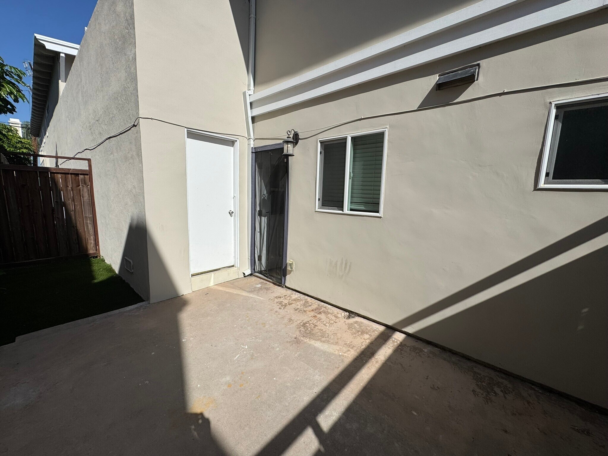 Building Photo - 2203 Voorhees Ave