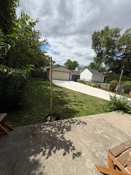 Building Photo - 20435 Picadilly Rd