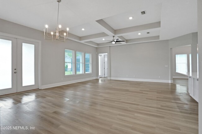 Building Photo - 420 Eagle Rock Dr