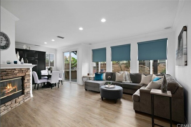 Building Photo - 7435 Paloma Dr