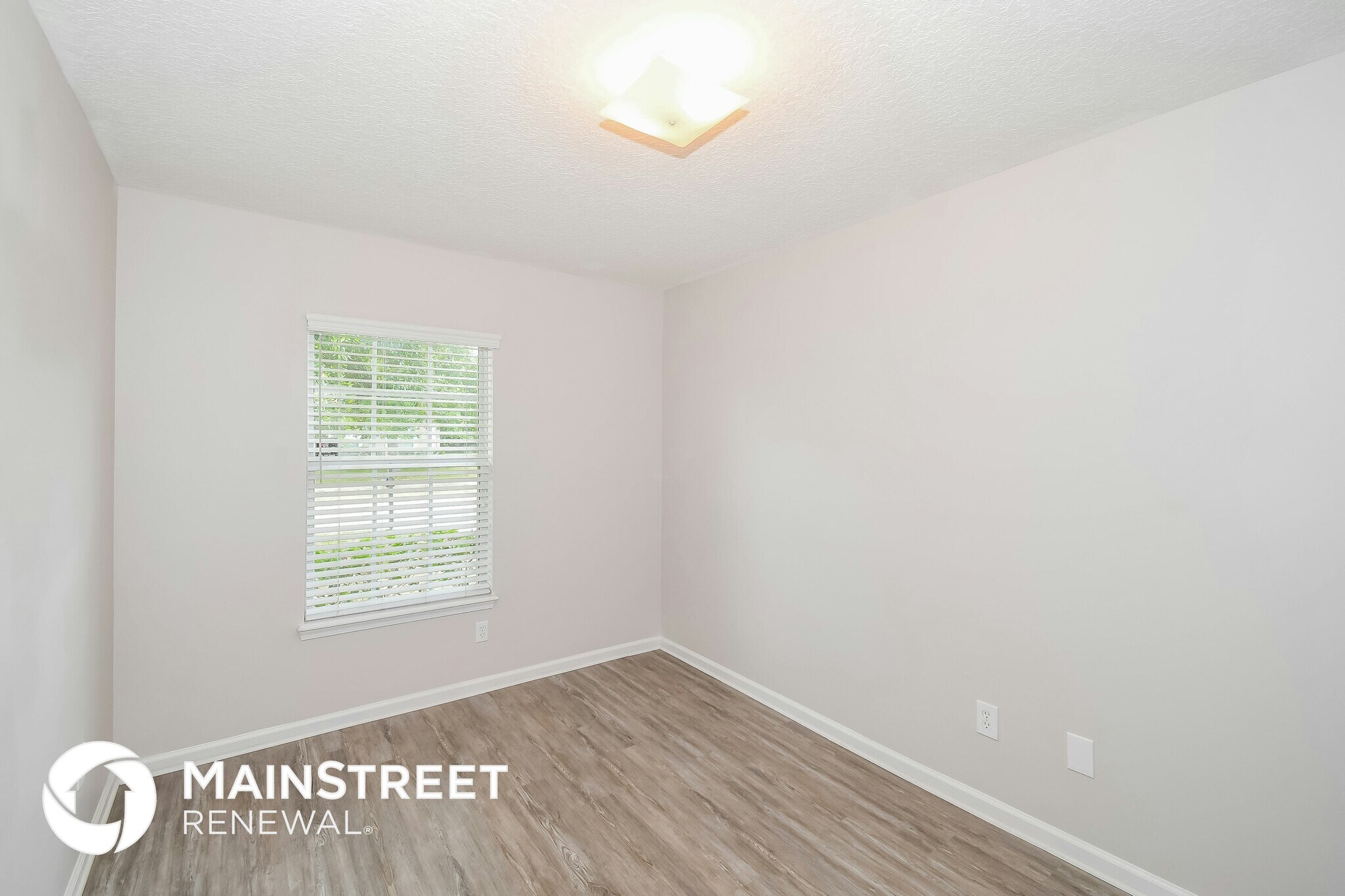 Building Photo - 14061 Red Rock Lake Dr