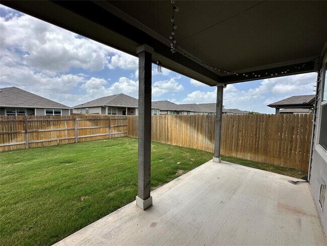 Building Photo - 103 Krause Spgs Dr