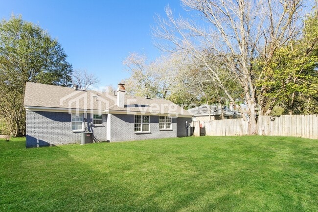 Building Photo - 5320 Plover Dr