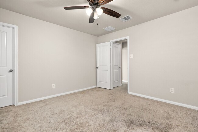 Building Photo - 3591 Cannon Dr