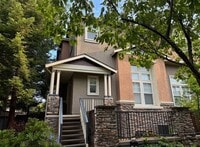 Building Photo - COMING SOON! | $3,700 / 3BR GORGEOUS CENTRAL FREMONT TOWNHOME IN PARKMONT
