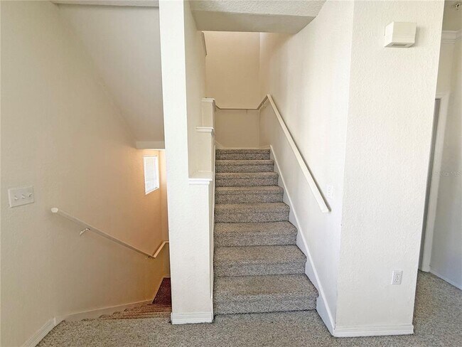 Building Photo - 1817 Shadow View Cir