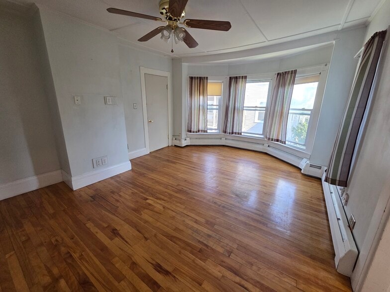 Living Room - 85 Pierce St