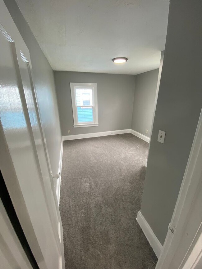 Building Photo - 11712 Princeton Ave