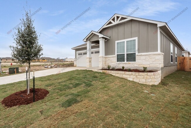 Building Photo - 748 Gingham Trl