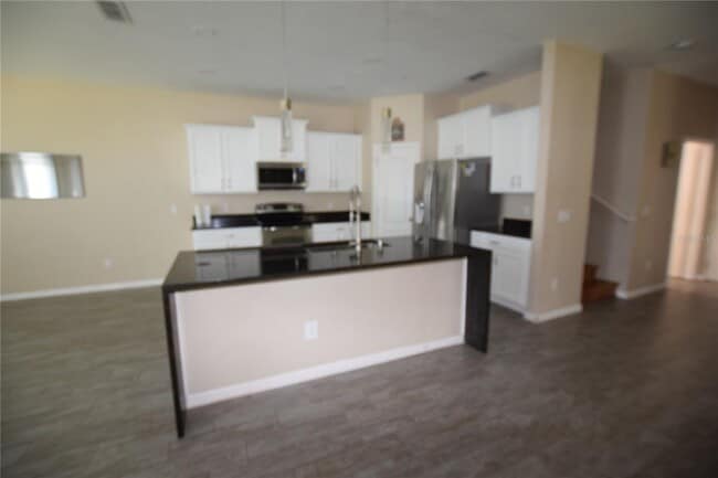 Building Photo - 1570 Scarlet Oak Loop