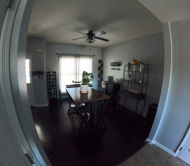 Building Photo - 105 Joshua Dr