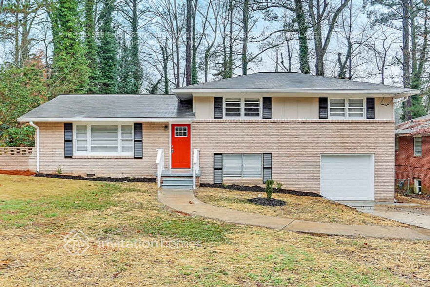 Primary Photo - 3209 Briarwood Blvd