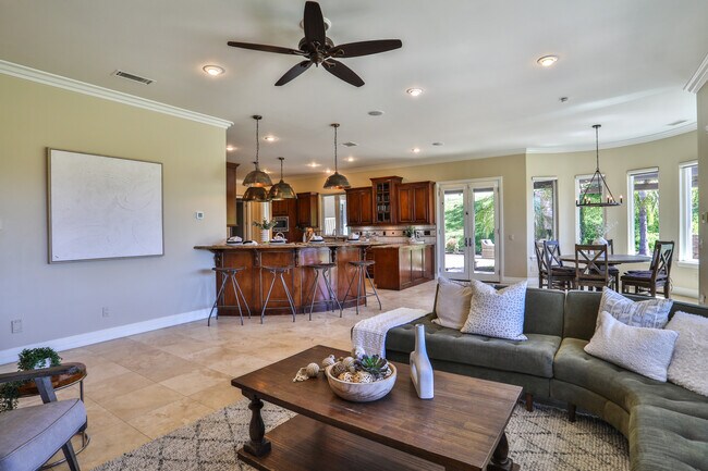 Building Photo - 39520 Colleen Way