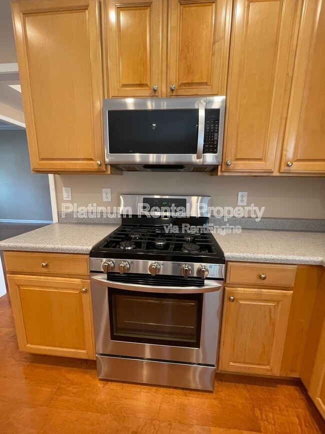Building Photo - 4916 Durley Ln SE