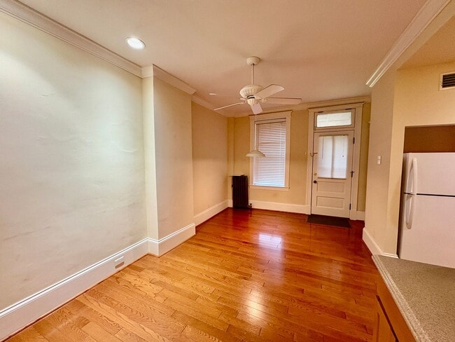 Building Photo - 4410 Laclede Ave