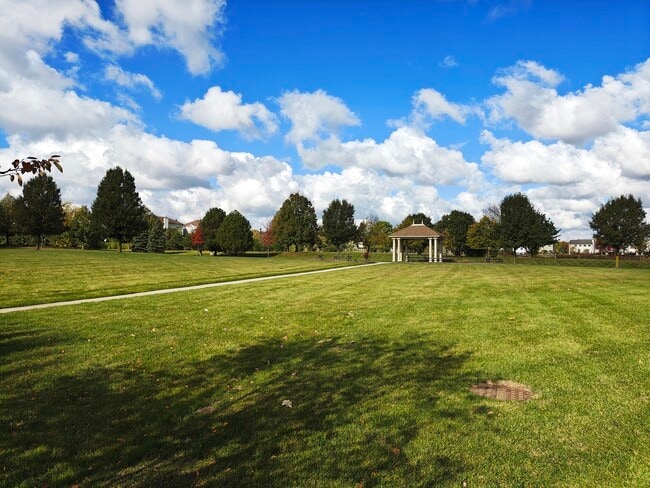 Building Photo - 1204 Neubauer Circle