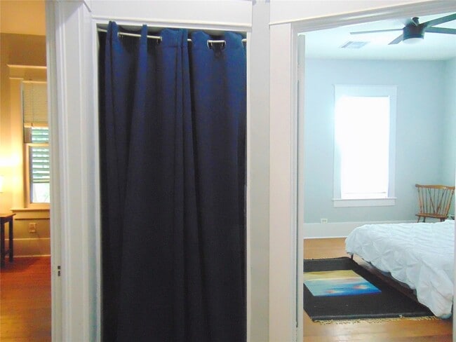 Building Photo - 3420 Avenue R