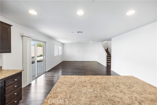 Building Photo - 7161 Bella Strada Dr