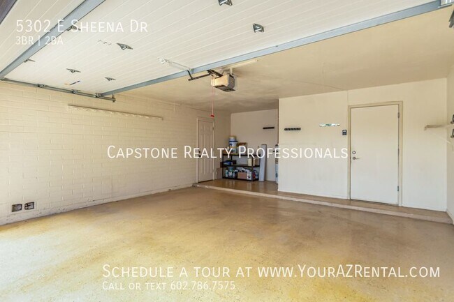 Building Photo - 5302 E Sheena Dr
