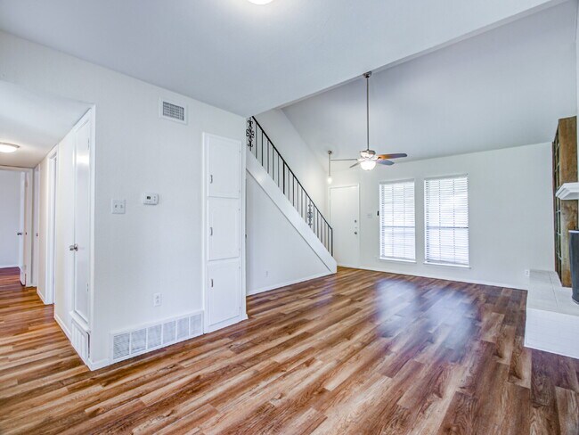 Building Photo - Beautifully Remodeled 2-Story Home with Primary Suite Downstairs – Move-In Ready!