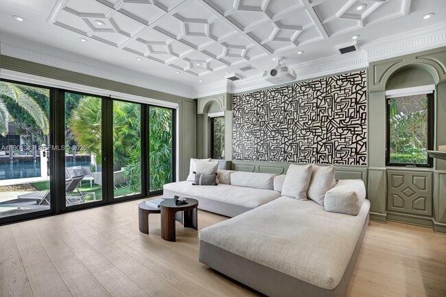 Building Photo - 168 Fiesta Way