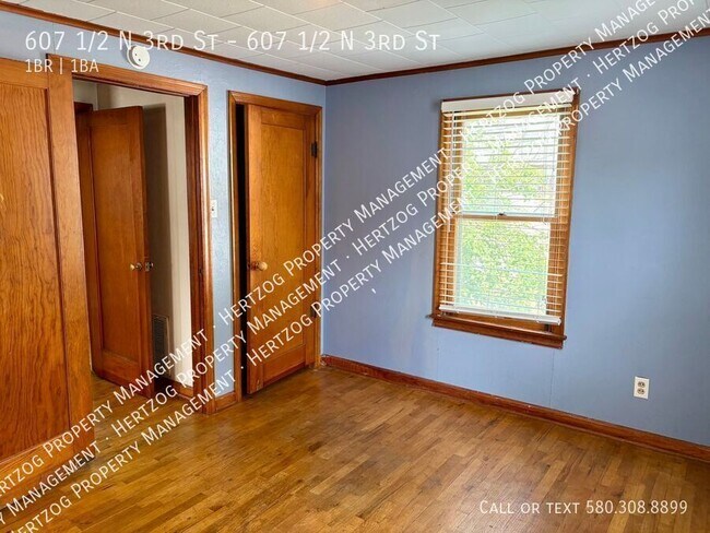 Building Photo - 607 1/2 N 3rd St-607 1/2 N 3rd St