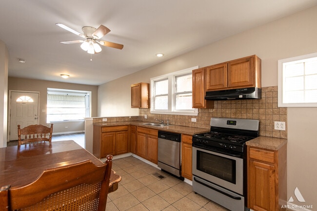 Building Photo - 2742 N 74th Ct