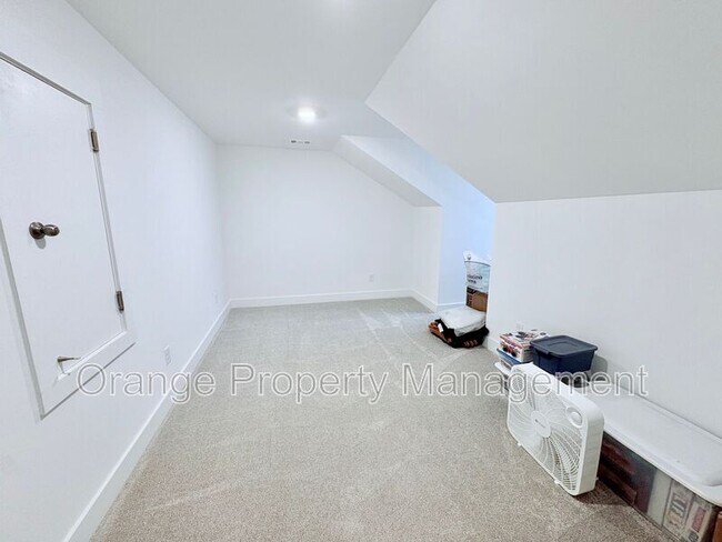 Building Photo - 315 Grange Vly Ln