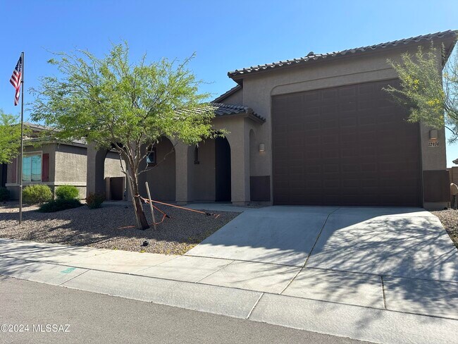 Building Photo - 12474 N Appling Ave