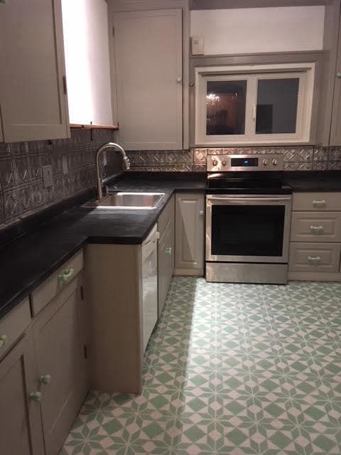 Building Photo - Dennison Ave 1356-1358 CR