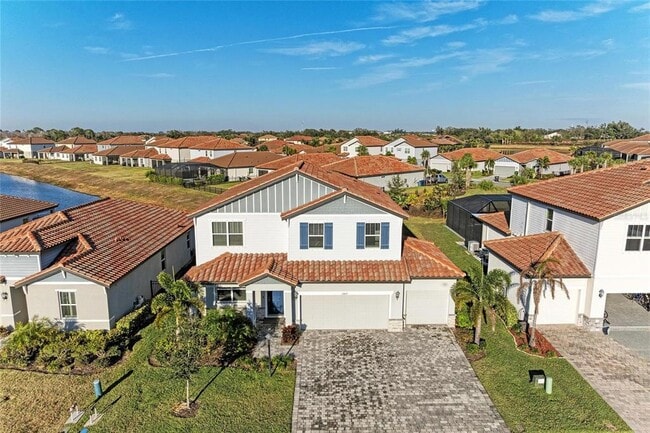 Building Photo - 13827 Green Hammock Pl