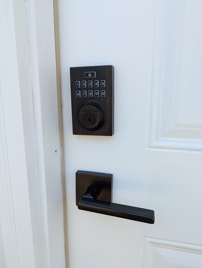 Keyless entry - 28 Cheshire St