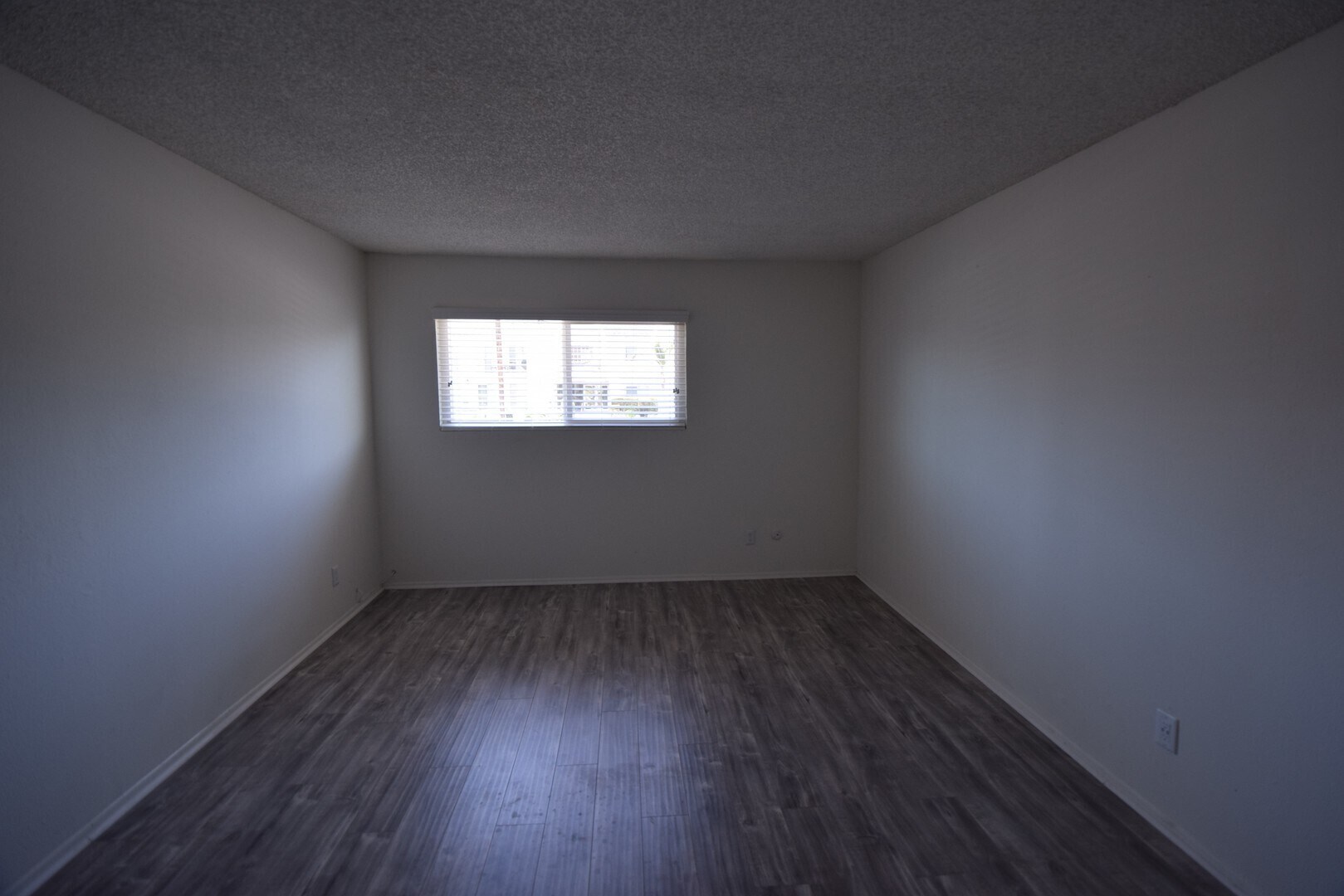 Building Photo - 13800 Sherman Way
