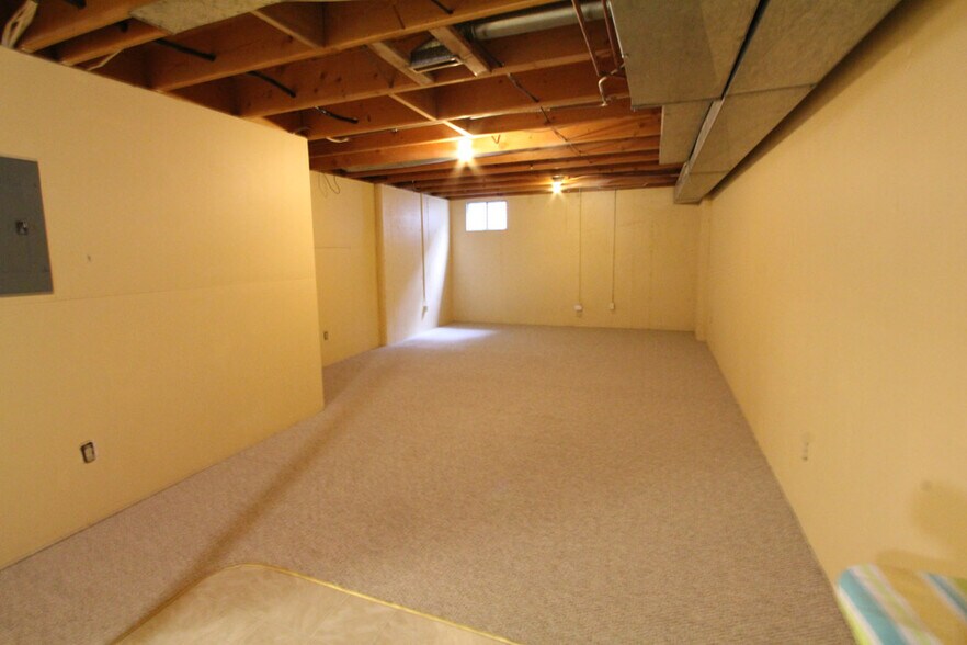 Basement Family Room - 32 Shadow Pl