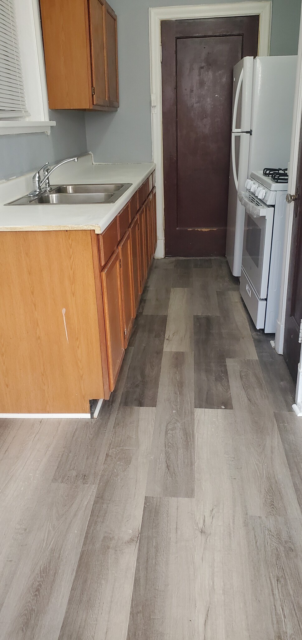 Kitchen - 3604 Delor St